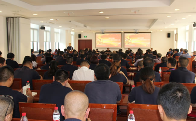 公司召開建黨96周年暨“七一”表揚大會 公司召開建黨96周年暨“七一”表揚大會